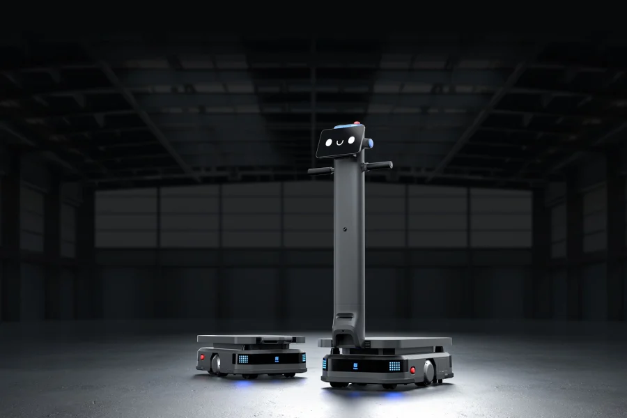 Robot industrial Pudu T600 transportando carga pesada de 600kg en almacén automatizado con navegación autónoma